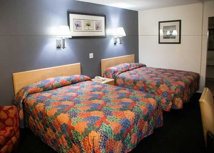 Travel Motel 4*